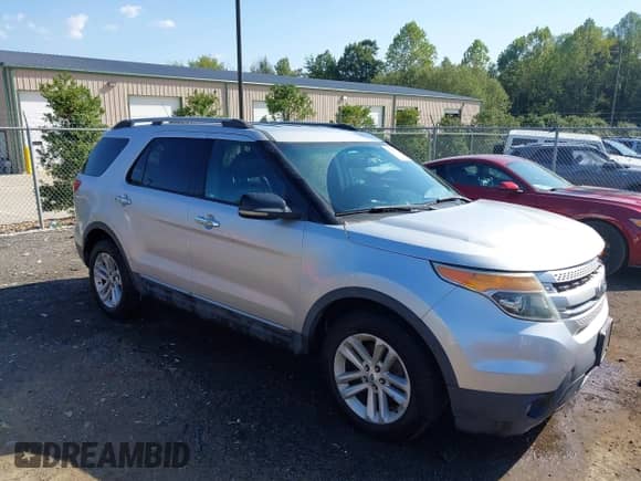 2012 Ford Explorer XLT with VIN 1FMHK7D85CGA00802, listed as a IAAI auction lot 43266772 with 263,545 mi miles and . Bid and sale history available at DreamBid. Image 1.
