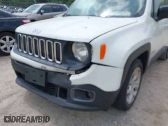 2017 Jeep Renegade Latitude с VIN ZACCJABB0HPF00759, выставлен на аукционе IAAI как лот 42264251 с пробегом 246 494 миль миль и . История ставок и продаж доступна на DreamBid. Изображение 6.