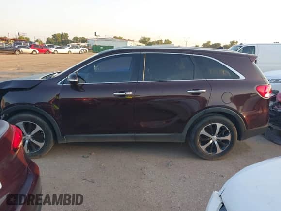 2016 Kia Sorento EX with VIN 5XYPH4A14GG049955, listed as a IAAI auction lot 42899987 with 129,600 mi miles and . Bid and sale history available at DreamBid. Image 15.