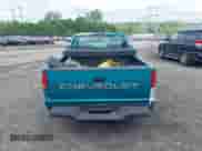 1995 Chevrolet S-10 с VIN 1GCCS1447SK144839, выставлен на аукционе IAAI как лот 42178505 с пробегом 137 354 миль миль и . История ставок и продаж доступна на DreamBid. Изображение 17.