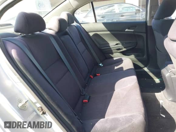 2011 Honda Accord LX с VIN 1HGCP2F33BA117866, выставлен на аукционе IAAI как лот 43095202 с пробегом 120 028 миль миль и . История ставок и продаж доступна на DreamBid. Изображение 8.