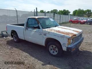 1989 Chevrolet S-10 с VIN 1GCBS14E6K2243348, выставлен на аукционе IAAI как лот 42447827 с пробегом 130 576 миль миль и . История ставок и продаж доступна на DreamBid. Изображение 1.