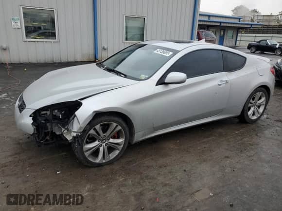 2010 Hyundai Genesis Coupe Premium с VIN KMHHT6KD1AU005307, выставлен на аукционе Copart как лот 43138695 с пробегом 150 061 миль миль и Списание • Salvage title. История ставок и продаж доступна на DreamBid. Изображение 1.