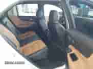 2019 Chevrolet Equinox Premier с VIN 2GNAXPEX5K6144904, выставлен на аукционе IAAI как лот 43393388 с пробегом 114 928 миль миль и . История ставок и продаж доступна на DreamBid. Изображение 8.