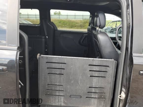 2012 Dodge Grand Caravan R/T с VIN 2C4RDGEGXCR298030, выставлен на аукционе Copart как лот 70489035 с пробегом 100 636 миль миль и Чистый • Clean title. История ставок и продаж доступна на DreamBid. Изображение 11.