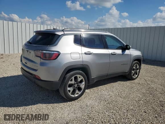 2019 Jeep Compass Limited with VIN 3C4NJCCB2KT676098, listed as a Copart auction lot 86871435 with 154,322 mi miles and Clean title. Bid and sale history available at DreamBid. Image 3.