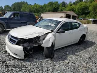 2008 Dodge Avenger SXT with VIN 1B3LC56JX8N299403, listed as a Copart auction lot 60593534 with 154,919 mi miles and Salvage title. Bid and sale history available at DreamBid. Image 1.