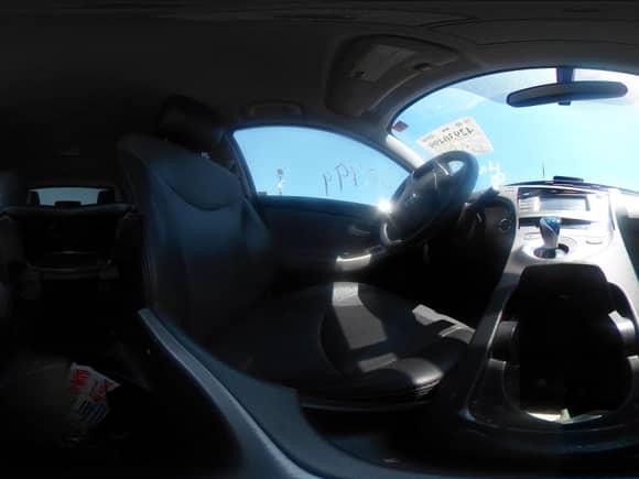 2015 Toyota Prius Four z VIN JTDKN3DU2F0449004, wystawiony jako IAAI lot #42930499 z przebiegiem 132 667 mil mil oraz . Historia ofert i sprzedaży dostępna na DreamBid. Obrazek 18.