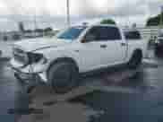 2018 Ram 1500 Big Horn z VIN 3C6RR6LT4JG171327, wystawiony jako Copart lot #55954515 z przebiegiem 76 132 mil mil oraz Szkoda całkowita • Salvage title. Historia ofert i sprzedaży dostępna na DreamBid. Obrazek 1.