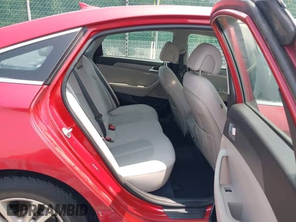 2017 Hyundai Sonata 2.4L with VIN 5NPE24AF2HH501755, listed as a IAAI auction lot 42482275 with 149,570 mi miles and . Bid and sale history available at DreamBid. Image 8.