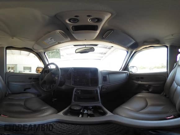 2005 Chevrolet Silverado 1500 LS z VIN 2GCEC13T551113785, wystawiony jako IAAI lot #42156343 z przebiegiem 125 581 mil mil oraz . Historia ofert i sprzedaży dostępna na DreamBid. Obrazek 18.