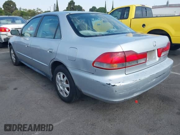2002 Honda Accord SE with VIN 1HGCG56722A150457, listed as a IAAI auction lot 42773510 with 247,862 mi miles and . Bid and sale history available at DreamBid. Image 3.