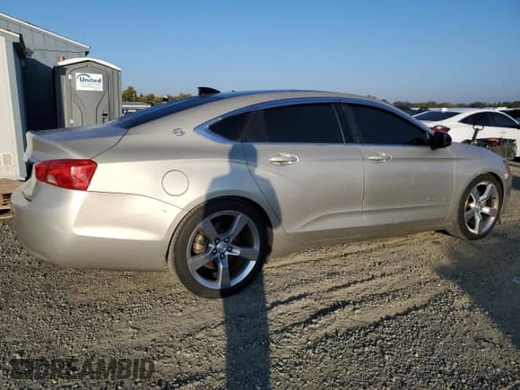 2015 Chevrolet Impala LS z VIN 2G11X5SL4F9172446, wystawiony jako Copart lot #82781695 z przebiegiem 180 007 mil mil oraz Czysty tytuł • Clean title. Historia ofert i sprzedaży dostępna na DreamBid. Obrazek 3.