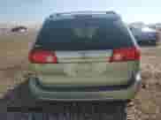 2010 Toyota Sienna XLE с VIN 5TDYK4CC8AS324290, выставлен на аукционе Copart как лот 81019885 с пробегом 130 506 миль миль и Списание • Salvage title. История ставок и продаж доступна на DreamBid. Изображение 6.