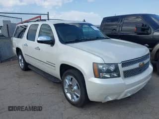 2010 Chevrolet Suburban LTZ с VIN 1GNUKKE31AR215594, выставлен на аукционе IAAI как лот 42776266 с пробегом 281 690 миль миль и . История ставок и продаж доступна на DreamBid. Изображение 1.