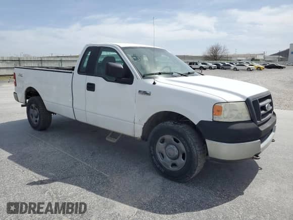 2005 Ford F-150 XL с VIN 1FTRF14545NB68512, выставлен на аукционе Copart как лот 49657355 с пробегом 143 427 миль миль и Чистый • Clean title. История ставок и продаж доступна на DreamBid. Изображение 4.