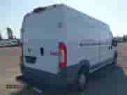 2016 Ram ProMaster Cargo z VIN 3C6TRVDG7GE128770, wystawiony jako IAAI lot #42604865 z przebiegiem 131 183 mil mil oraz . Historia ofert i sprzedaży dostępna na DreamBid. Obrazek 6.