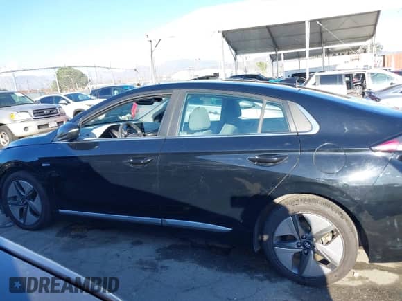 2020 Hyundai Ioniq SEL с VIN KMHC85LC9LU235675, выставлен на аукционе IAAI как лот 43295428 с пробегом 71 429 миль миль и . История ставок и продаж доступна на DreamBid. Изображение 15.