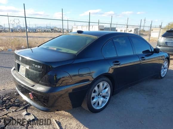 2004 BMW 7 Series 745i with VIN WBAGL63454DP72156, listed as a IAAI auction lot 41446484 with 154,340 mi miles and . Bid and sale history available at DreamBid. Image 4.