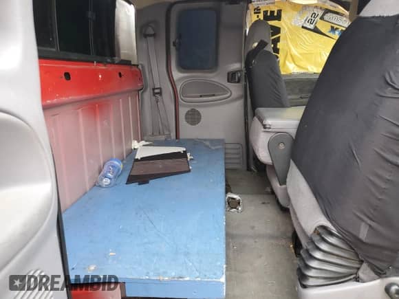 1999 Dodge 1500 z VIN 3B7HF13Y7XG220802, wystawiony jako Copart lot #48341555 z przebiegiem 161 966 mil mil oraz Szkoda całkowita • Salvage title. Historia ofert i sprzedaży dostępna na DreamBid. Obrazek 10.