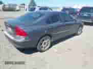 2004 Volvo S60 с VIN YV1RS59V842403435, выставлен на аукционе IAAI как лот 42816806 с пробегом 180 983 миль миль и . История ставок и продаж доступна на DreamBid. Изображение 4.