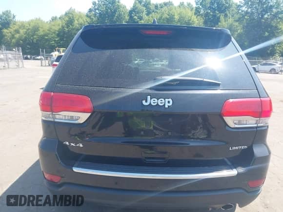 2018 Jeep Grand Cherokee Limited with VIN 1C4RJFBG3JC204552, listed as a IAAI auction lot 42953217 with 107,644 mi miles and . Bid and sale history available at DreamBid. Image 16.