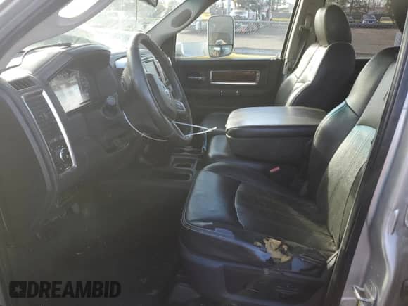 2010 Dodge 3500 Laramie с VIN 3D73Y3CL6AG133877, выставлен на аукционе Copart как лот 46506895 с пробегом 176 677 миль миль и Чистый • Clean title. История ставок и продаж доступна на DreamBid. Изображение 7.