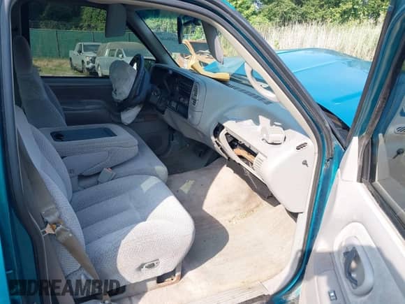 1996 Chevrolet Silverado 1500 with VIN 1GCEK14RXTZ182787, listed as a IAAI auction lot 42866446 with 152,872 mi miles and . Bid and sale history available at DreamBid. Image 5.