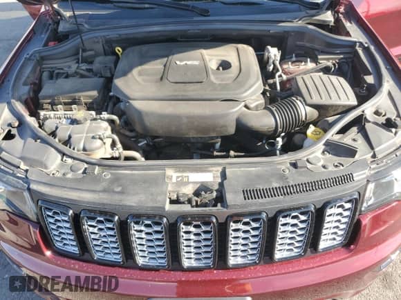 2018 Jeep Grand Cherokee Altitude with VIN 1C4RJEAG2JC512145, listed as a Copart auction lot 71743085 with 31,625 mi miles and Salvage title. Bid and sale history available at DreamBid. Image 12.