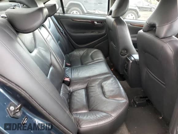 2007 Volvo S60 2.5L Turbo с VIN YV1RH592472623955, выставлен на аукционе Copart как лот 82886134 с пробегом 215 204 миль миль и Списание • Salvage title. История ставок и продаж доступна на DreamBid. Изображение 11.