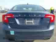 2015 Volvo S60 T5 Drive-E Premier with VIN YV126MFK1F2336609, listed as a IAAI auction lot 41786376 with 50,538 mi miles and . Bid and sale history available at DreamBid. Image 16.