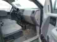 2007 Ford F-150 XL с VIN 1FTRF14W27KC12858, выставлен на аукционе IAAI как лот 41259699 с пробегом 101 700 миль миль и . История ставок и продаж доступна на DreamBid. Изображение 5.