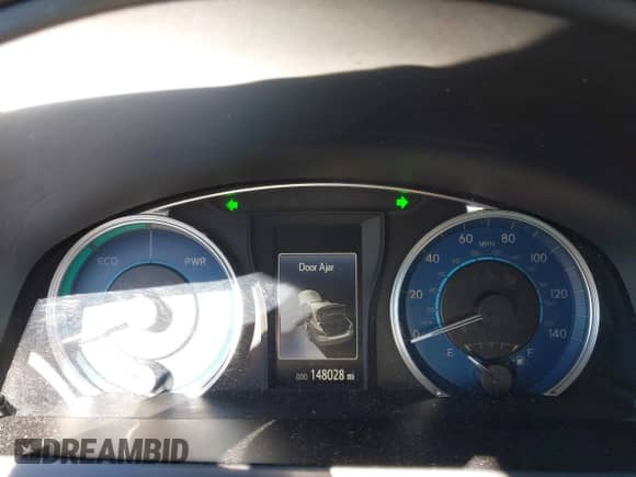 2016 Toyota Camry XLE z VIN 4T1BD1FK0GU199867, wystawiony jako IAAI lot #43473931 z przebiegiem 148 028 mil mil oraz . Historia ofert i sprzedaży dostępna na DreamBid. Obrazek 7.