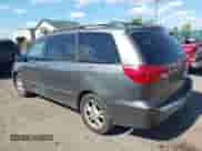 2004 Toyota Sienna XLE z VIN 5TDZA22C34S128243, wystawiony jako IAAI lot #43219663 z przebiegiem 228 119 mil mil oraz . Historia ofert i sprzedaży dostępna na DreamBid. Obrazek 3.