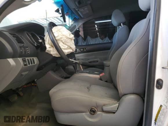 2006 Toyota Tacoma PreRunner с VIN 5TEJU62N16Z186306, выставлен на аукционе Copart как лот 83984635 с пробегом 280 940 миль миль и Списание • Salvage title. История ставок и продаж доступна на DreamBid. Изображение 7.