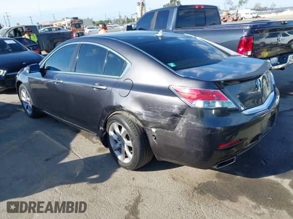 2014 Acura TL Technology с VIN 19UUA8F53EA002070, выставлен на аукционе IAAI как лот 43247454 с пробегом 143 332 миль миль и . История ставок и продаж доступна на DreamBid. Изображение 3.