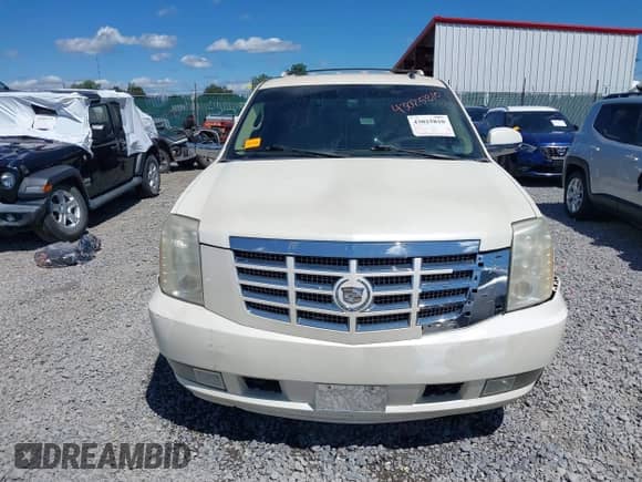 2009 Cadillac Escalade с VIN 1GYFK23279R279804, выставлен на аукционе IAAI как лот 43025810 с пробегом 159 250 миль миль и . История ставок и продаж доступна на DreamBid. Изображение 12.