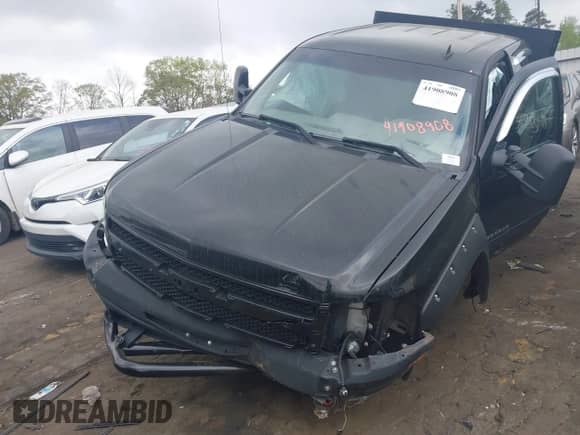 2013 Chevrolet Silverado 1500 LS z VIN 3GCPCREA7DG127096, wystawiony jako IAAI lot #41908908 z przebiegiem 136 794 mil mil oraz . Historia ofert i sprzedaży dostępna na DreamBid. Obrazek 2.