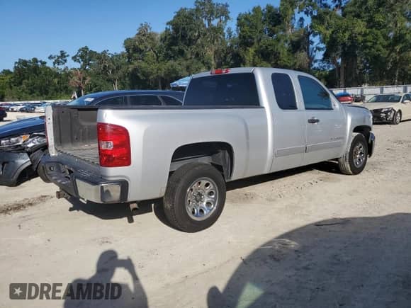 2013 Chevrolet Silverado 1500 LS с VIN 1GCRCREA6DZ157960, выставлен на аукционе Copart как лот 85496545 с пробегом 313 231 миль миль и Списание • Salvage title. История ставок и продаж доступна на DreamBid. Изображение 3.