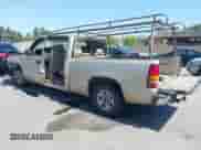 2004 GMC Sierra 1500 SLE z VIN 2GTEC19T141264533, wystawiony jako IAAI lot #42201912 z przebiegiem Nie podano mil oraz . Historia ofert i sprzedaży dostępna na DreamBid. Obrazek 3.