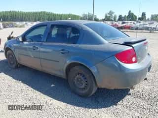 2005 Chevrolet Cobalt z VIN 1G1AK52F957556442, wystawiony jako IAAI lot #42695515 z przebiegiem 152 677 mil mil oraz . Historia ofert i sprzedaży dostępna na DreamBid. Obrazek 3.