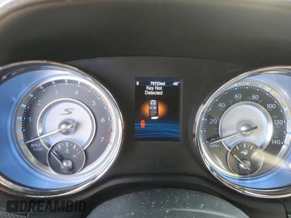 2014 Chrysler 300 S with VIN 2C3CCABG1EH376251, listed as a Copart auction lot 65058745 with 79,723 mi miles and Salvage title. Bid and sale history available at DreamBid. Image 9.
