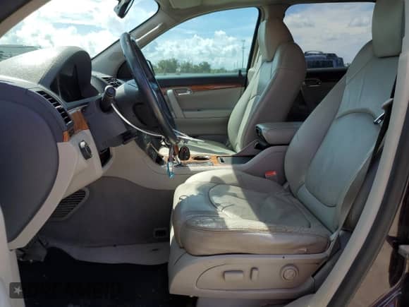 2008 Saturn Outlook XR with VIN 5GZER33738J307138, listed as a Copart auction lot 72148844 with 189,173 mi miles and Salvage title. Bid and sale history available at DreamBid. Image 7.