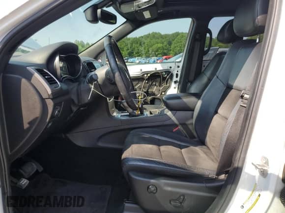 2019 Jeep Grand Cherokee Altitude z VIN 1C4RJFAG4KC600816, wystawiony jako Copart lot #62126075 z przebiegiem 68 637 mil mil oraz Szkoda całkowita • Salvage title. Historia ofert i sprzedaży dostępna na DreamBid. Obrazek 7.