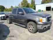 2010 GMC Sierra 1500 SLT z VIN 3GTRKWE2XAG147938, wystawiony jako Copart lot #81413155 z przebiegiem 236 393 mil mil oraz Szkoda całkowita • Salvage title. Historia ofert i sprzedaży dostępna na DreamBid. Obrazek 4.