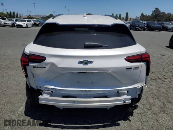 2024 Chevrolet Blazer EV eAWD RS z VIN 3GNKDCRJ4RS287236, wystawiony jako Copart lot #61030045 z przebiegiem 6 466 mil mil oraz Szkoda całkowita • Salvage title. Historia ofert i sprzedaży dostępna na DreamBid. Obrazek 6.