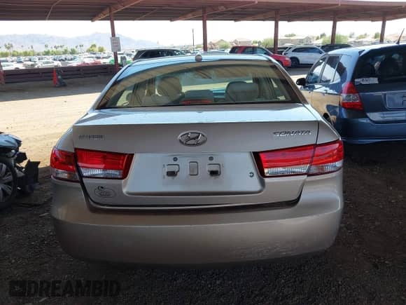 2008 Hyundai Sonata GLS с VIN 5NPET46C88H383741, выставлен на аукционе IAAI как лот 43062027 с пробегом 152 242 миль миль и . История ставок и продаж доступна на DreamBid. Изображение 16.