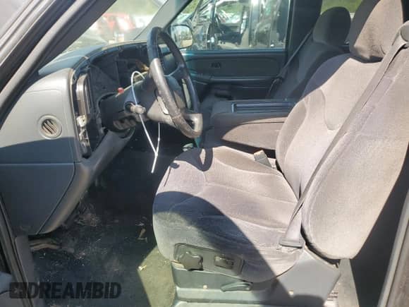 2002 GMC Sierra 1500 SLE with VIN 2GTEK19T721204899, listed as a Copart auction lot 70767695 with Not provided miles and Salvage title. Bid and sale history available at DreamBid. Image 7.
