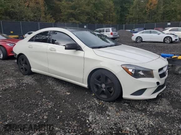 2015 Mercedes-Benz CLA 250 с VIN WDDSJ4EB4FN218600, выставлен на аукционе Copart как лот 86599385 с пробегом 188 420 миль миль и Списание • Salvage title. История ставок и продаж доступна на DreamBid. Изображение 4.