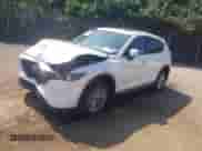 2023 Mazda CX-5 S Preferred z VIN JM3KFBCM2P0249791, wystawiony jako IAAI lot #42831354 z przebiegiem 31 858 mil mil oraz . Historia ofert i sprzedaży dostępna na DreamBid. Obrazek 17.